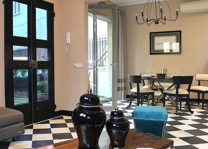 Luxury Space Michelangelo Apartament *